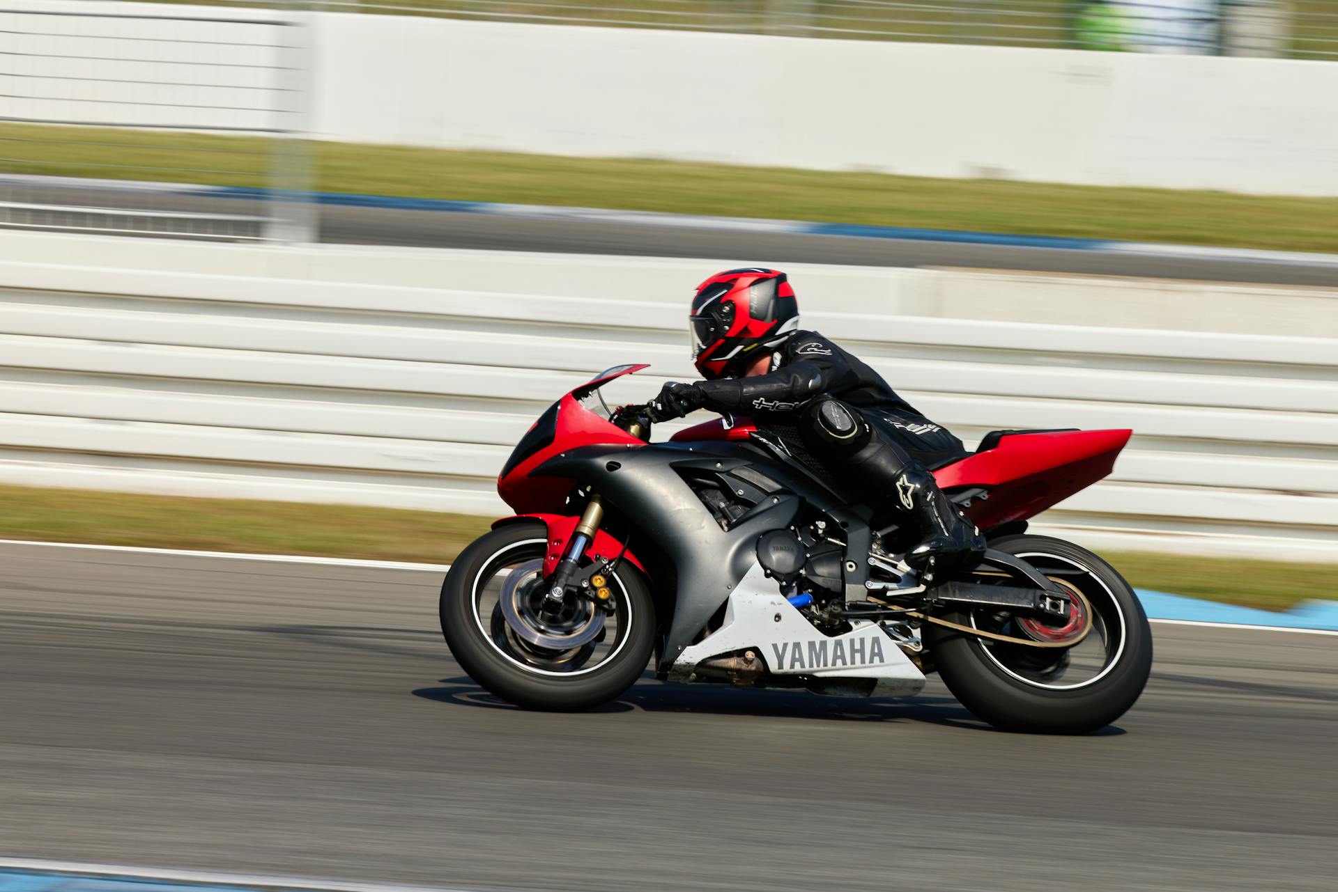 recherche pilotage moto