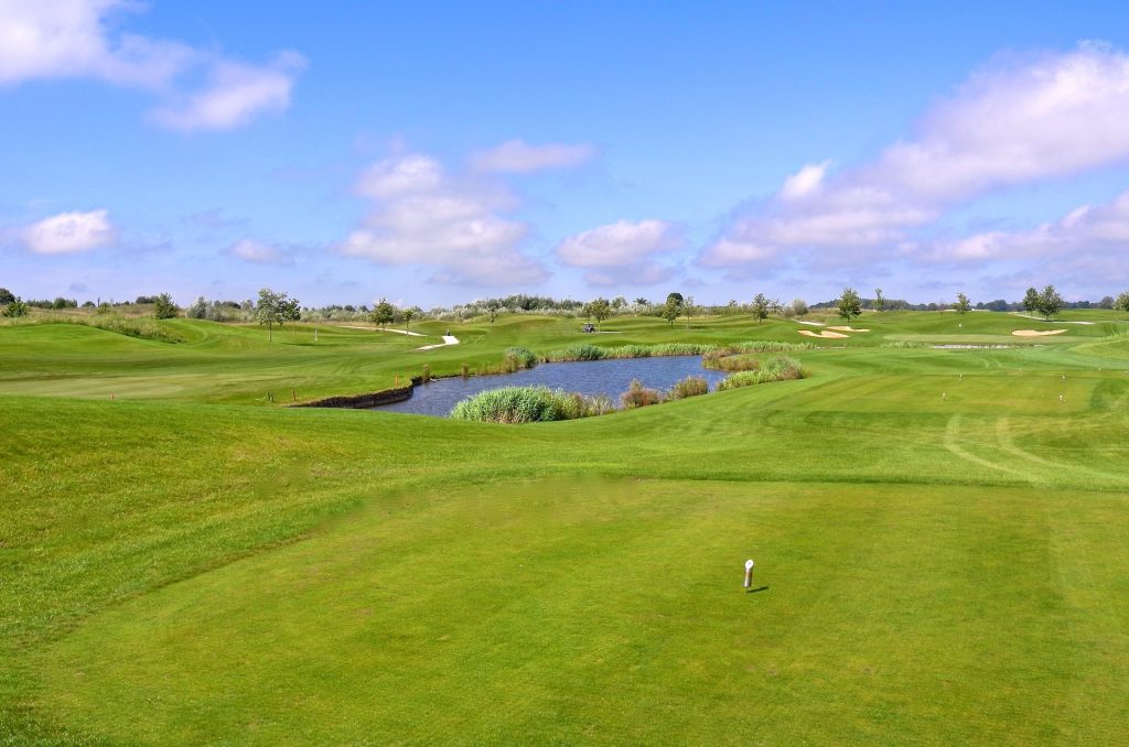 week end golf